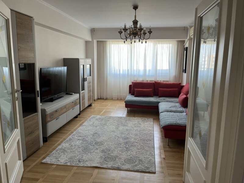 Marriott Apartament 4 Camere  + Parcare de Inchiriat - zona Marriott
