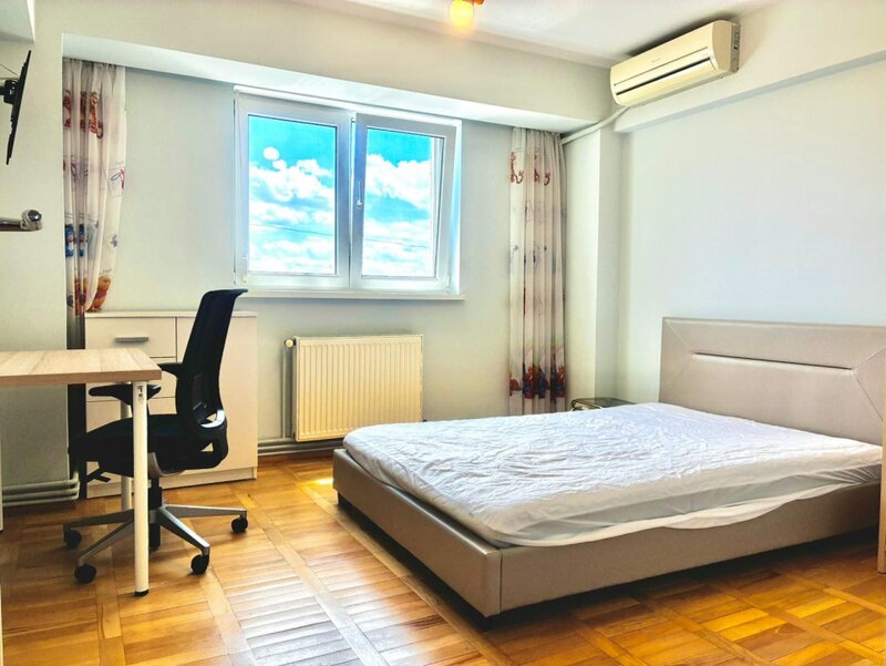 Marriott Apartament 4 Camere  + Parcare de Inchiriat - zona Marriott