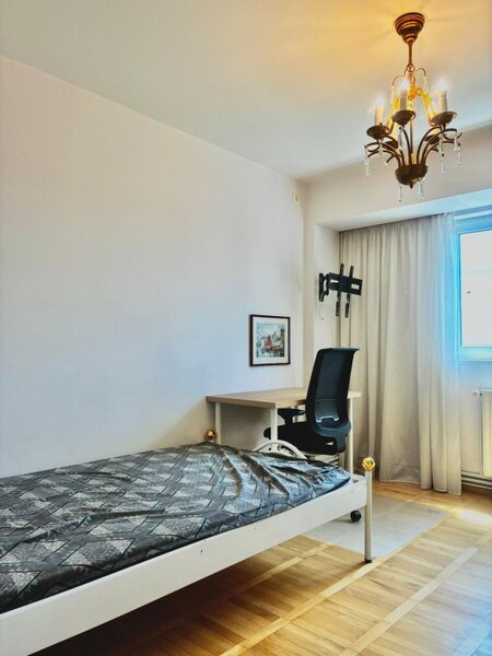 Marriott Apartament 4 Camere  + Parcare de Inchiriat - zona Marriott